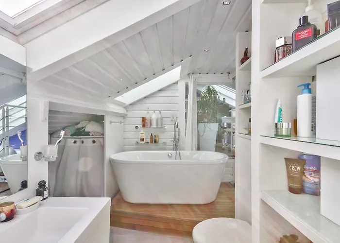 Les Pieds Dans L'eau 8 Personnes * אסנלס