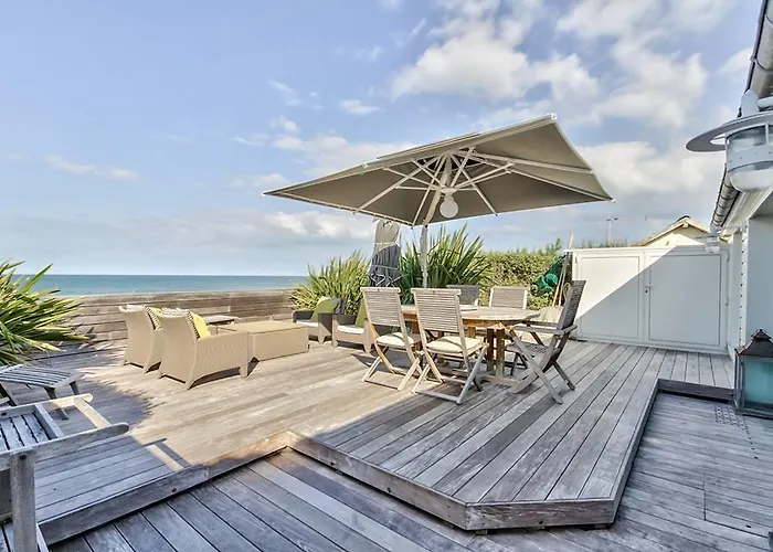 Les Pieds Dans L'eau 8 Personnes