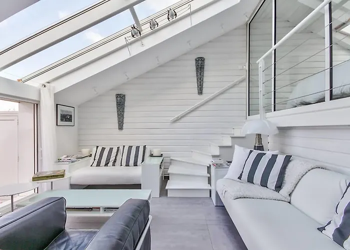 Les Pieds Dans L'eau 8 Personnes * Asnelles