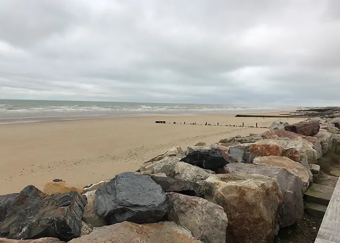 Les Pieds Dans L'eau 8 Personnes * אסנלס