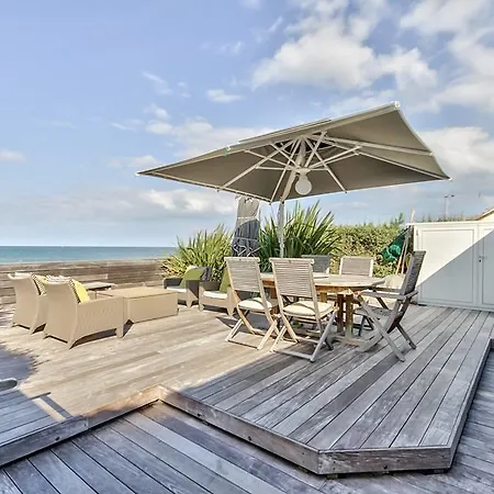 Les Pieds Dans L'eau 8 Personnes