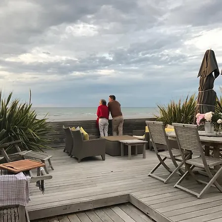 Les Pieds Dans L'eau 8 Personnes * Asnelles