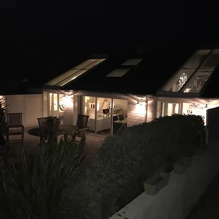 Les Pieds Dans L'eau 8 Personnes *