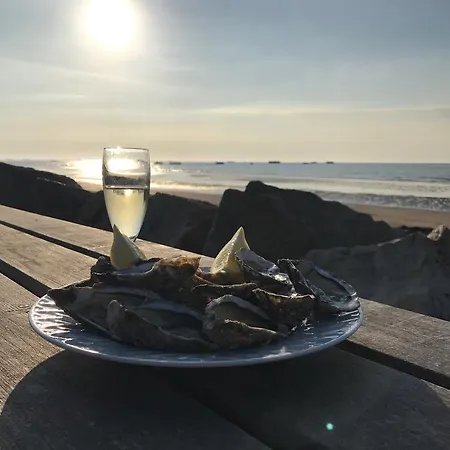 Casa de Férias Les Pieds Dans L'eau 8 Personnes Asnelles