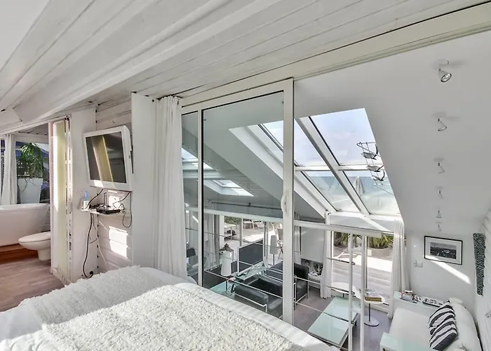 Les Pieds Dans L'eau 8 Personnes Holiday home Asnelles