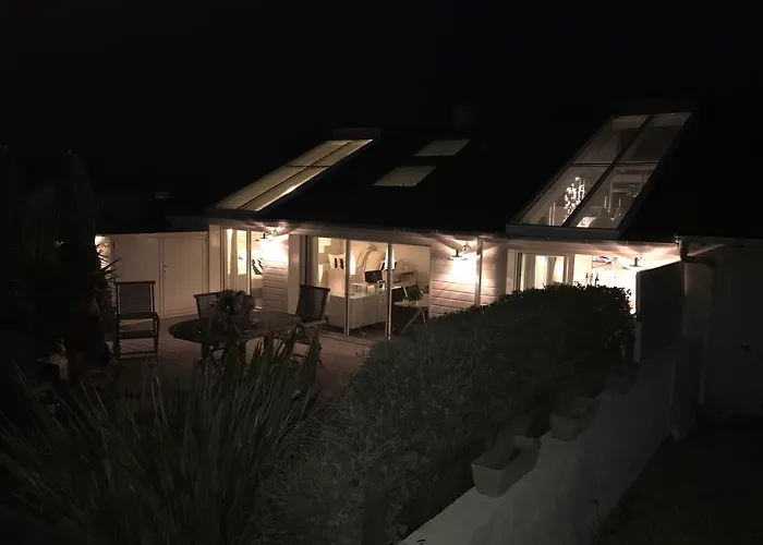 Les Pieds Dans L'eau 8 Personnes *