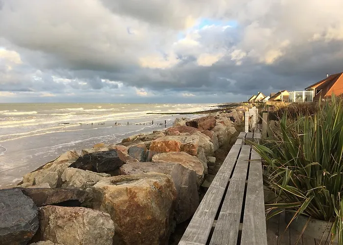 Les Pieds Dans L'eau 8 Personnes * Asnelles